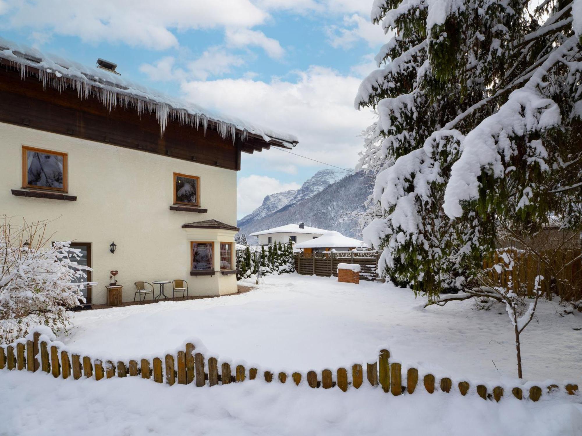 Apartamento Haus Alpenrose Waidring Exterior foto