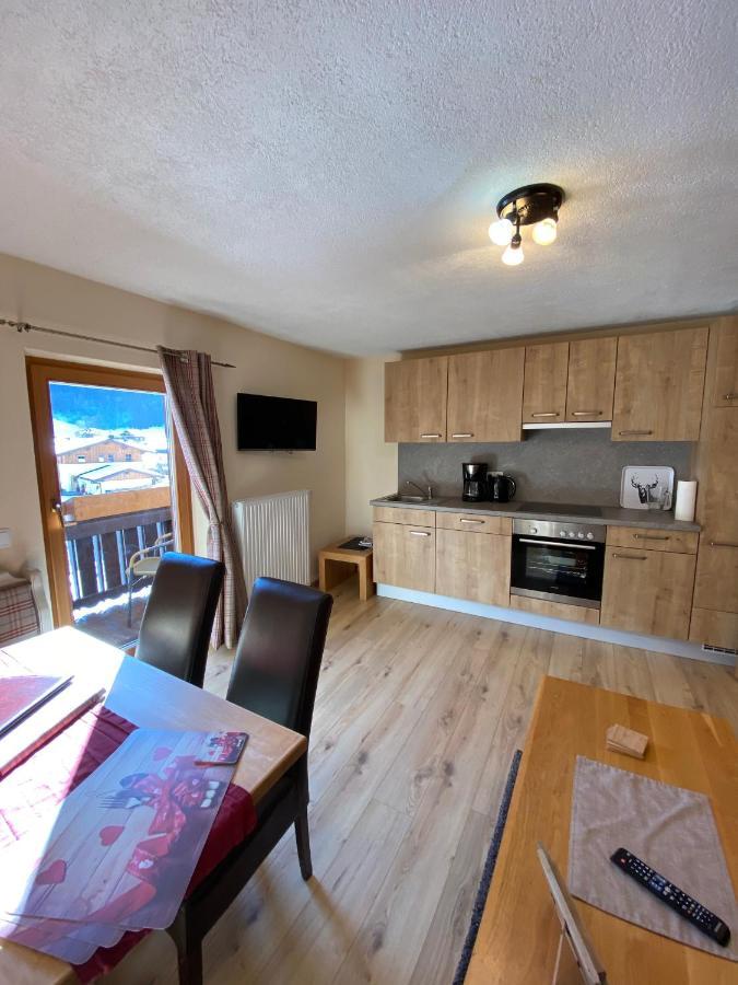 Apartamento Haus Alpenrose Waidring Exterior foto